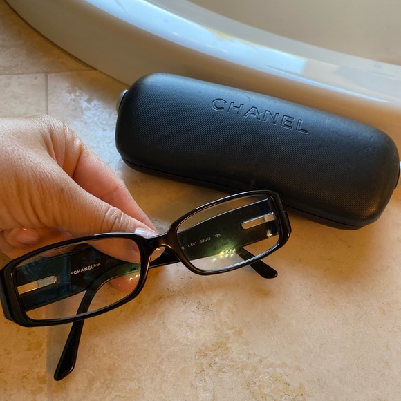 Chanel eyeglasses with crystals 3116 B - Picture 3 of 8